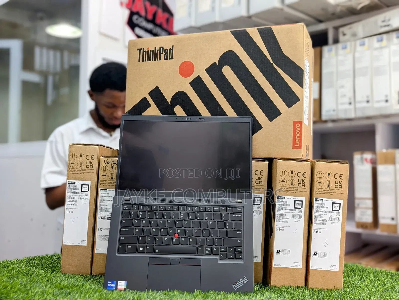New Laptop Lenovo ThinkPad E14 Gen 5 16GB Intel Core i7 SSD 512GB
