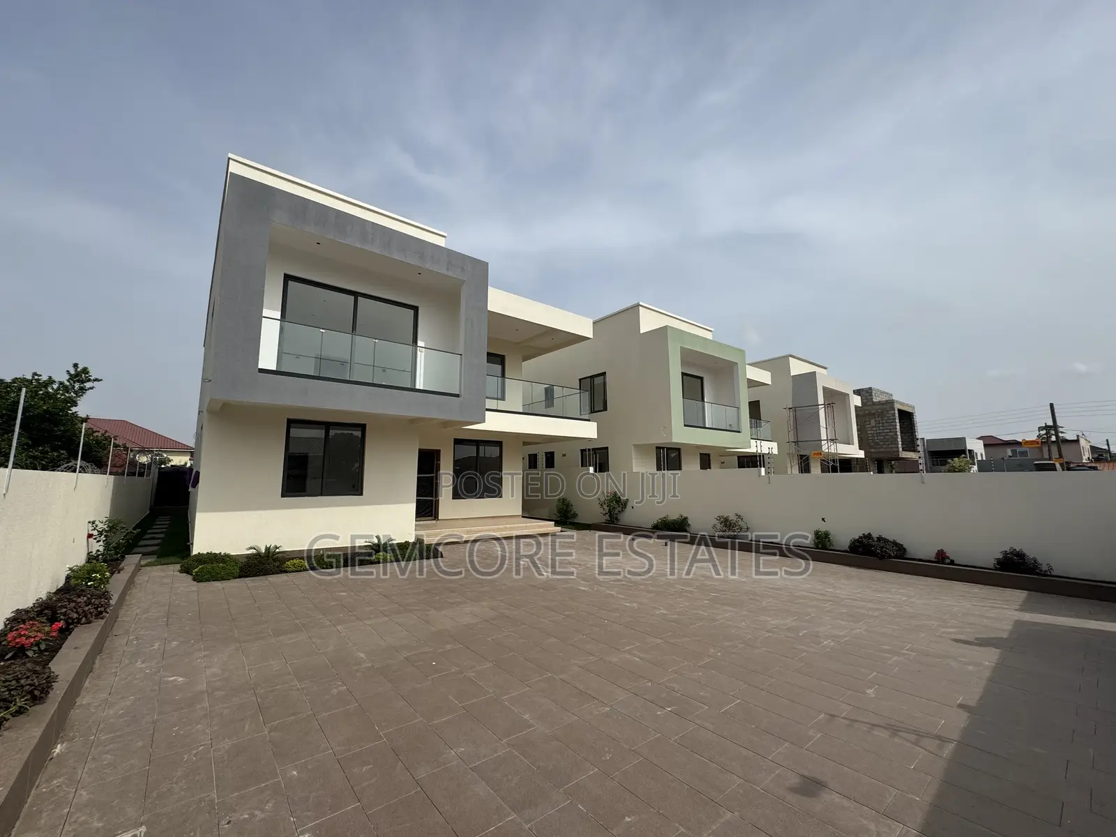 4bdrm House in School Junction, Ashaley Botwe for sale
