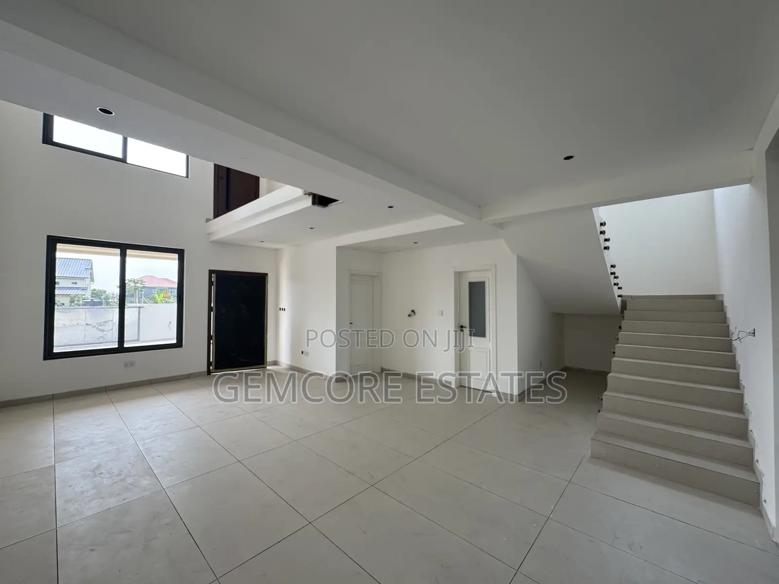 4bdrm House in School Junction, Ashaley Botwe for sale