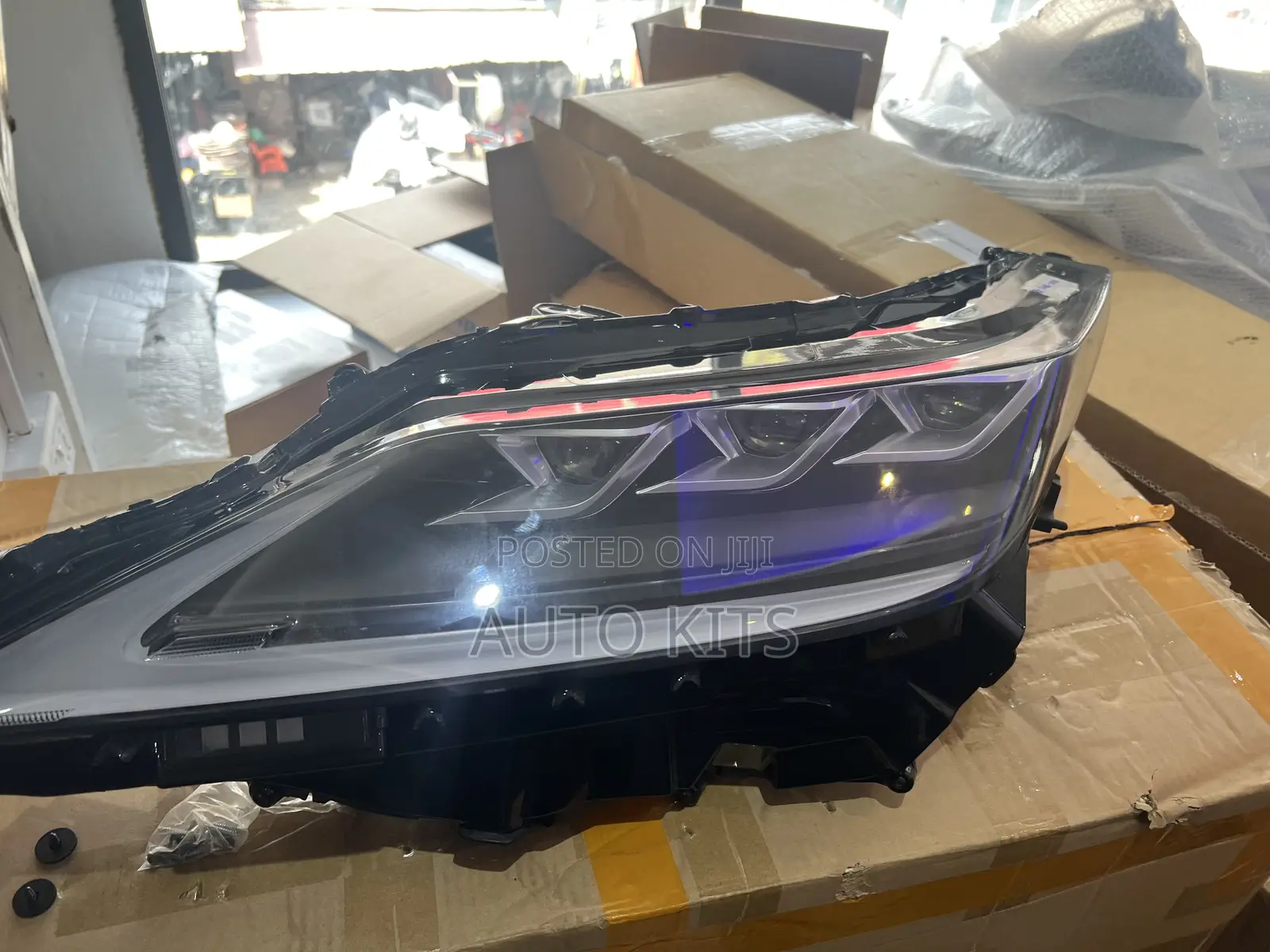 Lexus Rx350 Headlight