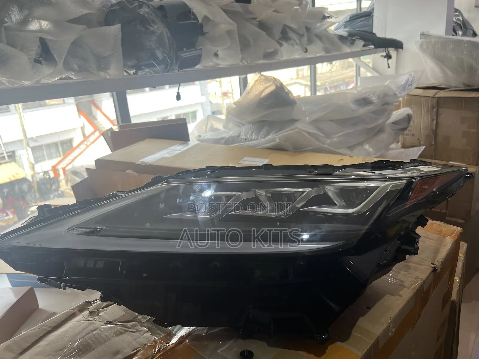 Lexus Rx350 Headlight
