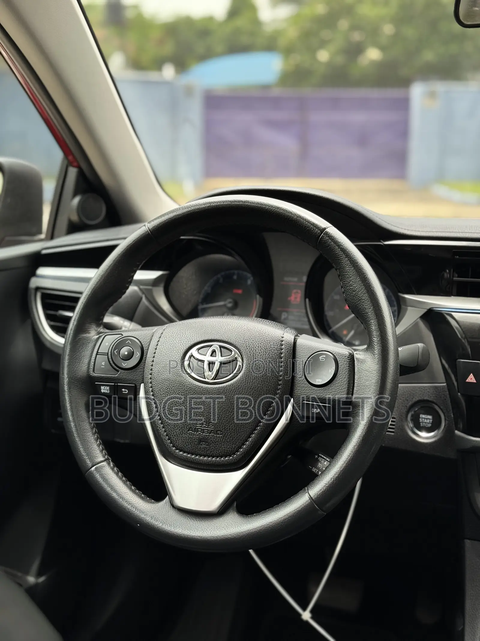 Toyota Corolla S 4dr Sedan (1.8L 4cyl CVT) 2015 Red