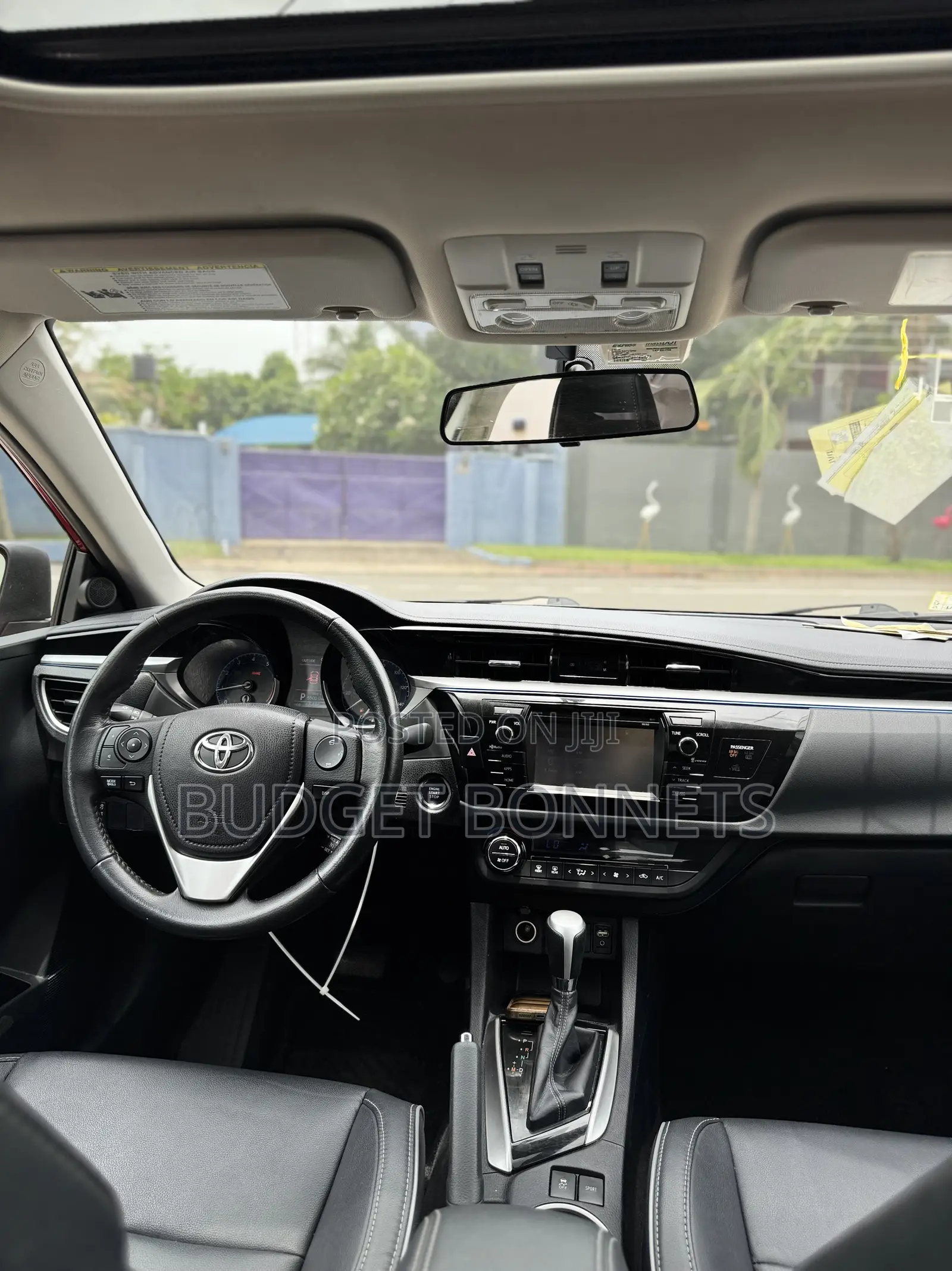 Toyota Corolla S 4dr Sedan (1.8L 4cyl CVT) 2015 Red