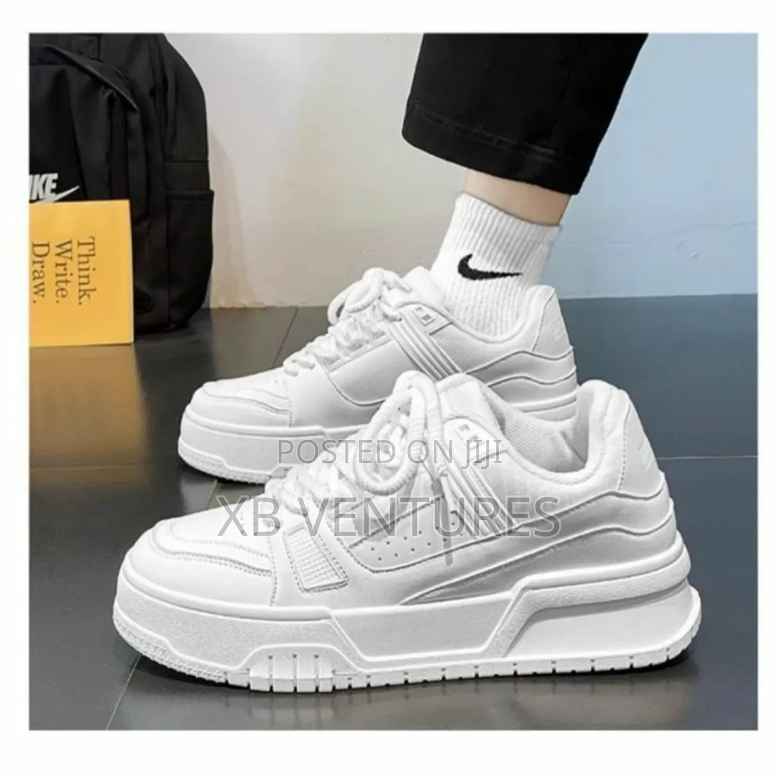 Casual Stylish Men's White Fashion Sneakers