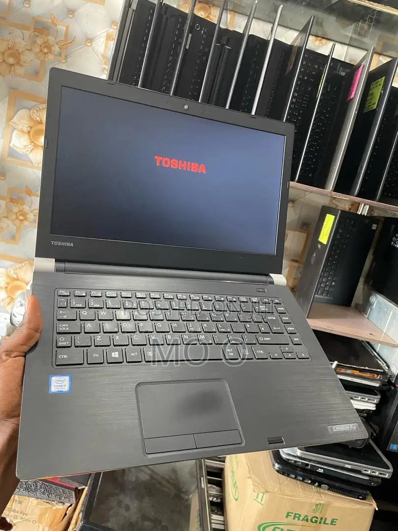 Laptop Toshiba Satellite Pro C650 8GB Intel Core i5 SSD 256GB