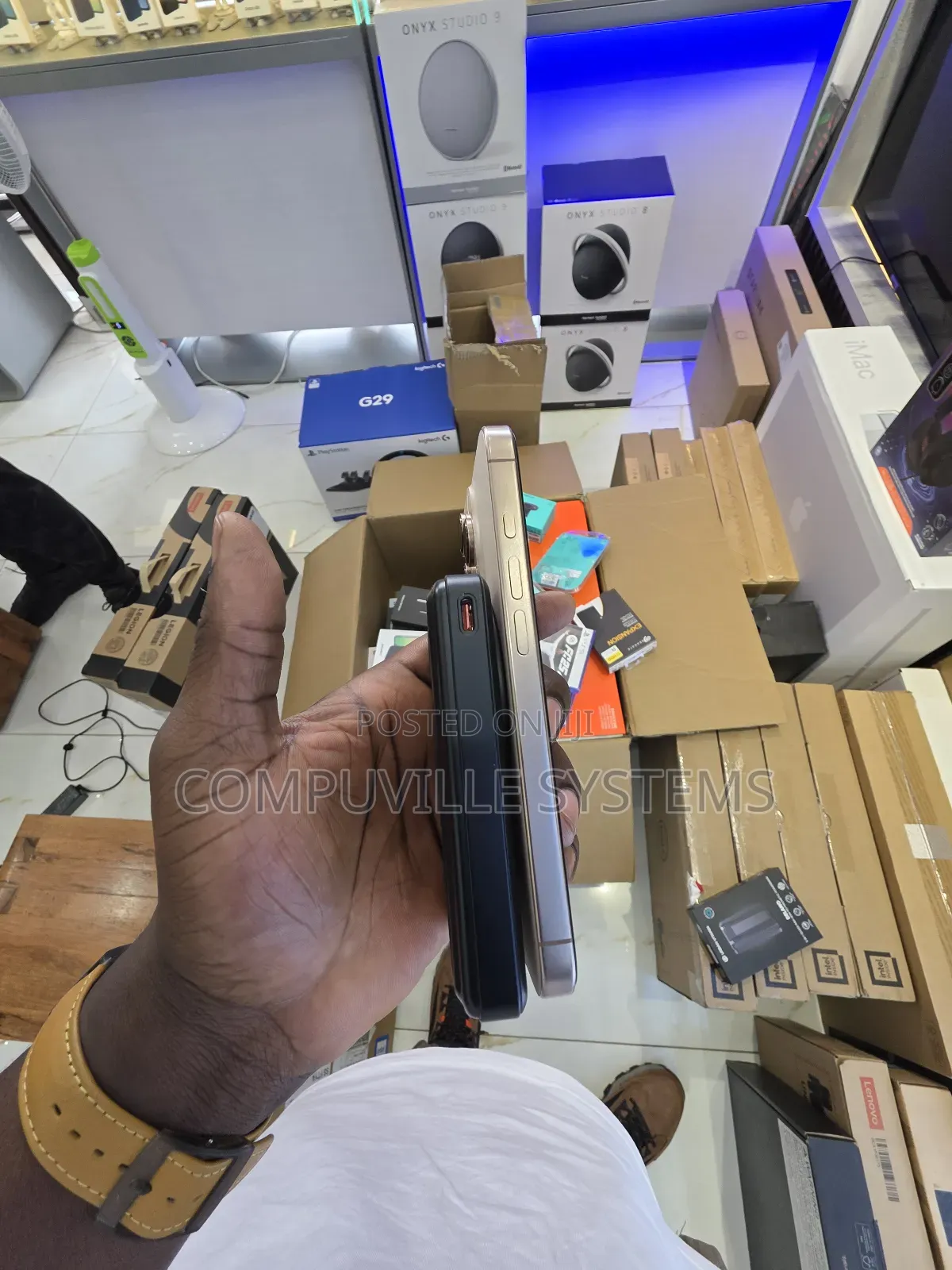 Urban Vitamin Wireless Powerbank