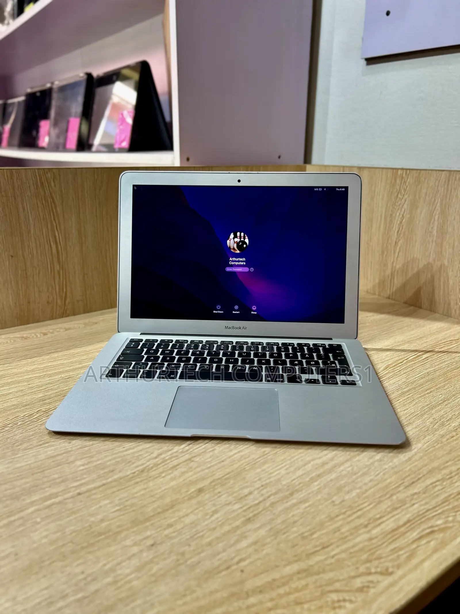Laptop Apple MacBook Air 2015 8GB Intel Core I7 SSD 256GB