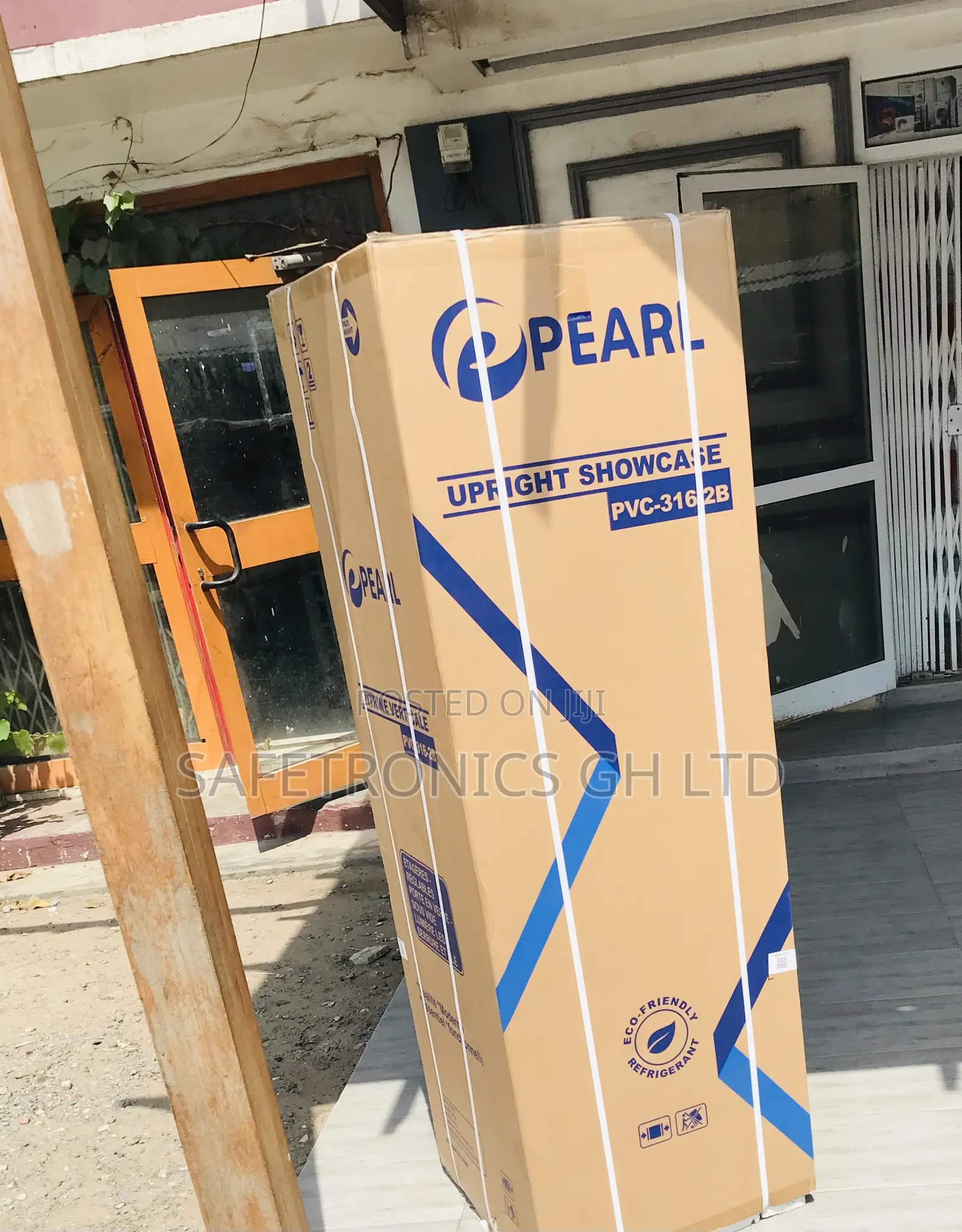 Cool Breeze PVC-316 Display Pearl Singledoor Glass Fridge