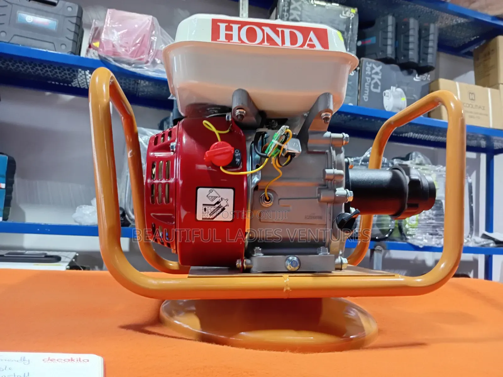 Honda Concrete Vibrator Pull Start Long Lasting