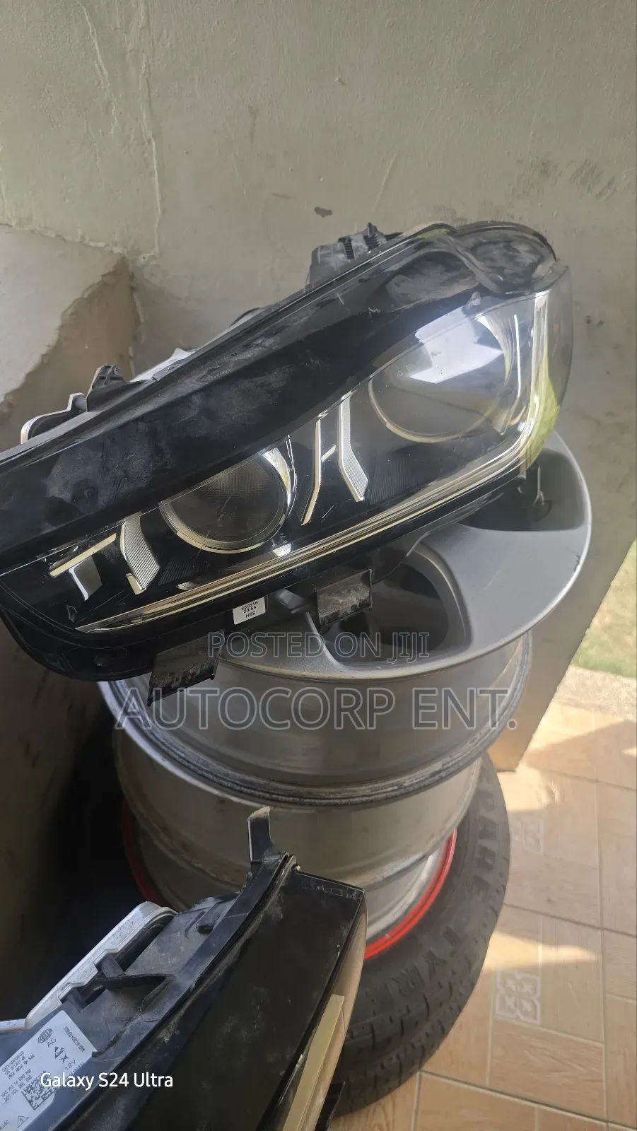 Jaguar Xe Xenon Headlights - Pair