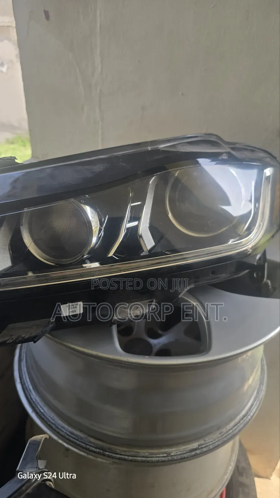 Jaguar Xe Xenon Headlights - Pair