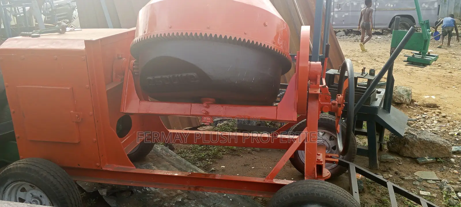 Swift and Functional Concrete Mixer