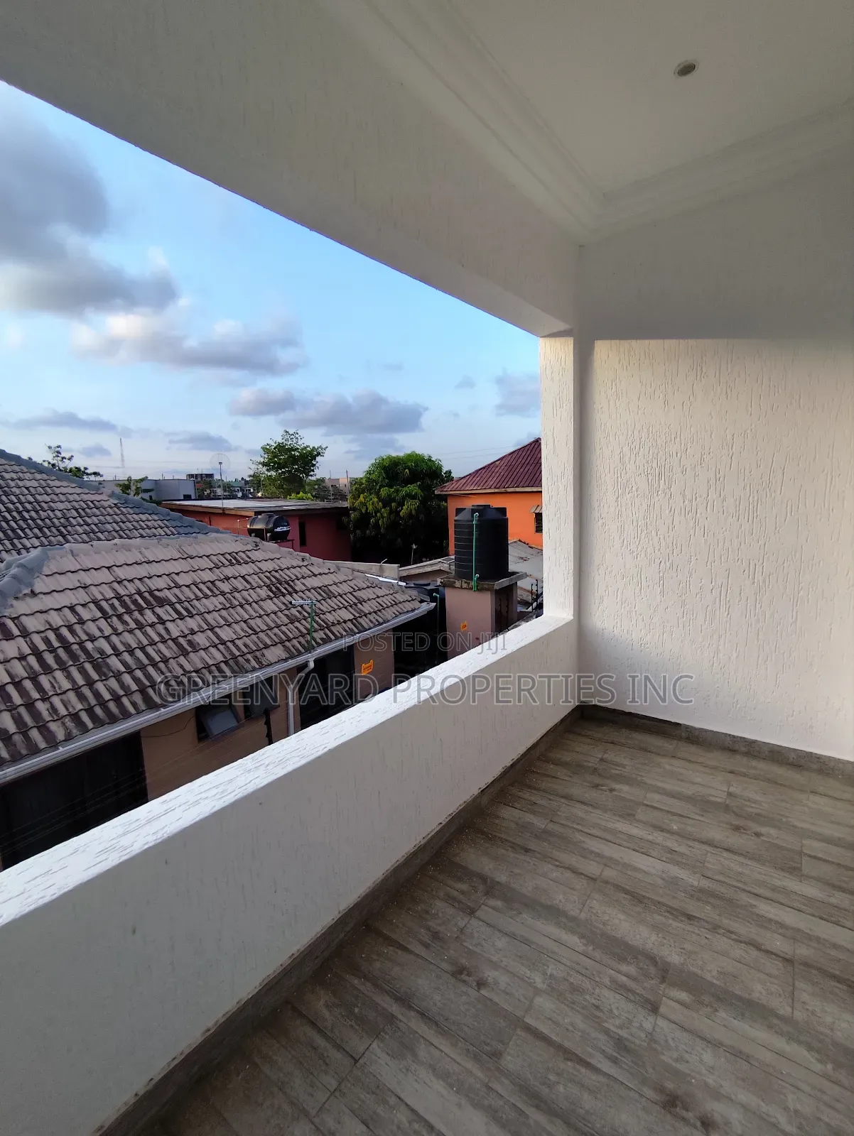 4bdrm House in A&C, East Legon for rent