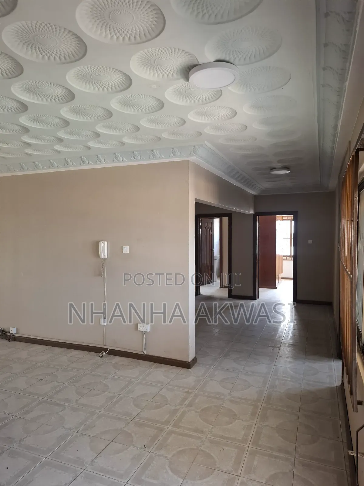 Furnished 10bdrm House in Community 3, Tema Metropolitan for rent