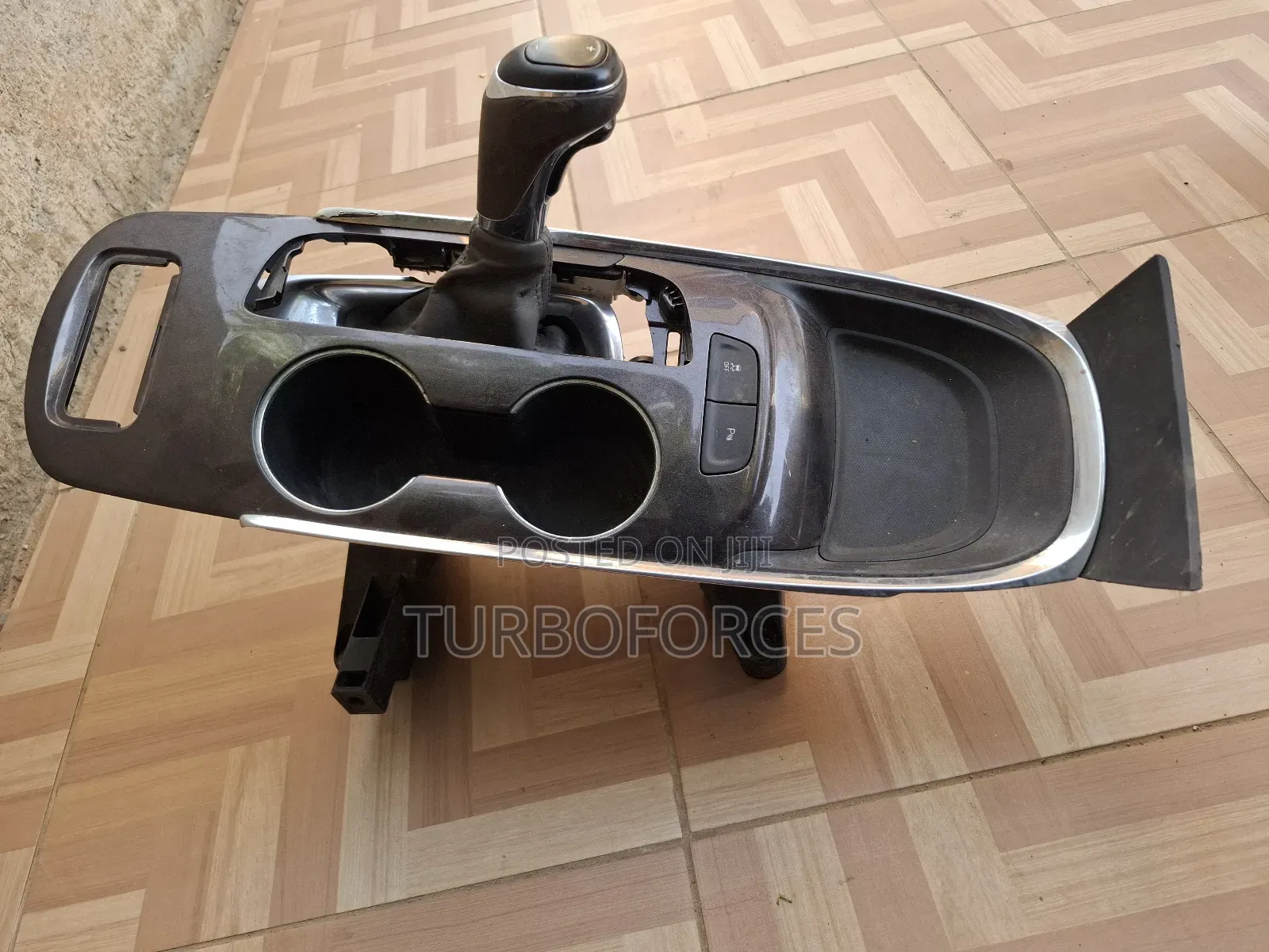 2016-2020 Chevrolet Malibu Gear Shifter
