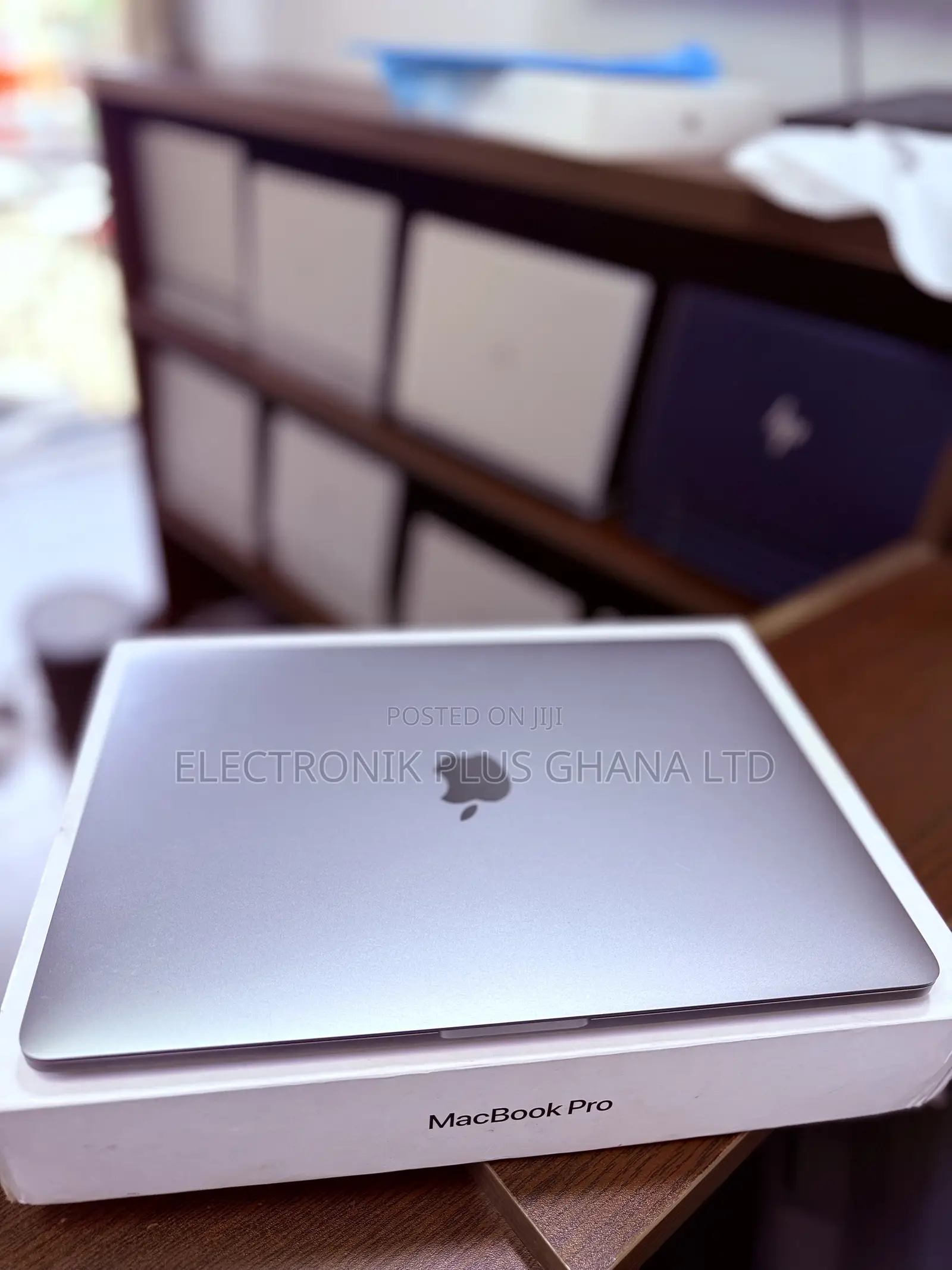 Laptop Apple MacBook Pro 2017 8GB Intel Core i5 SSD 256GB