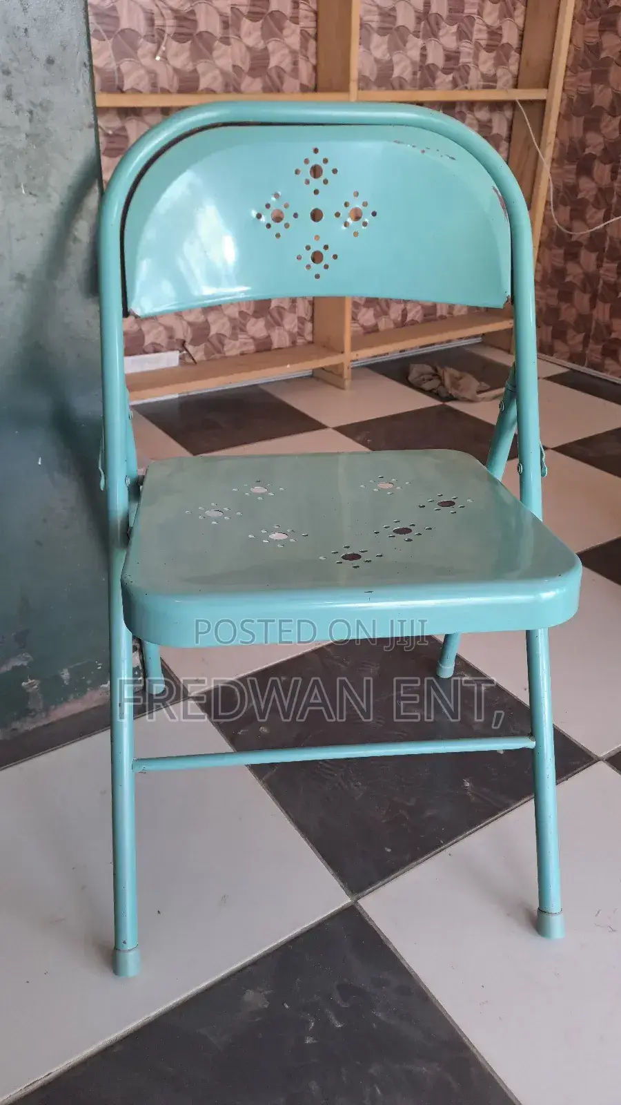 Comfortable Sitting Chair