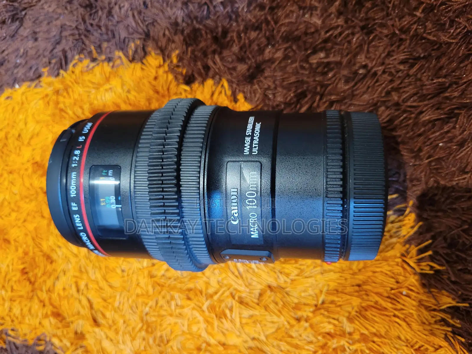 Canon Ef 100mm F/2.8l Macro Is Usm Lens