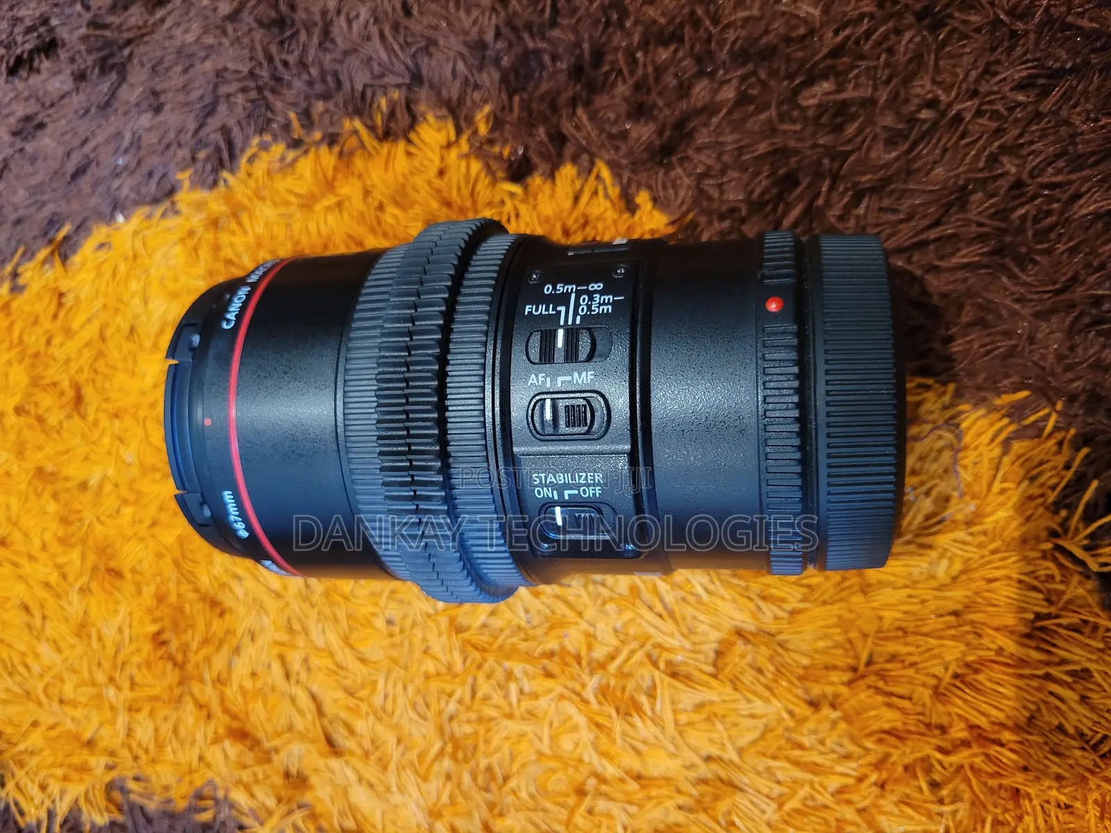Canon Ef 100mm F/2.8l Macro Is Usm Lens