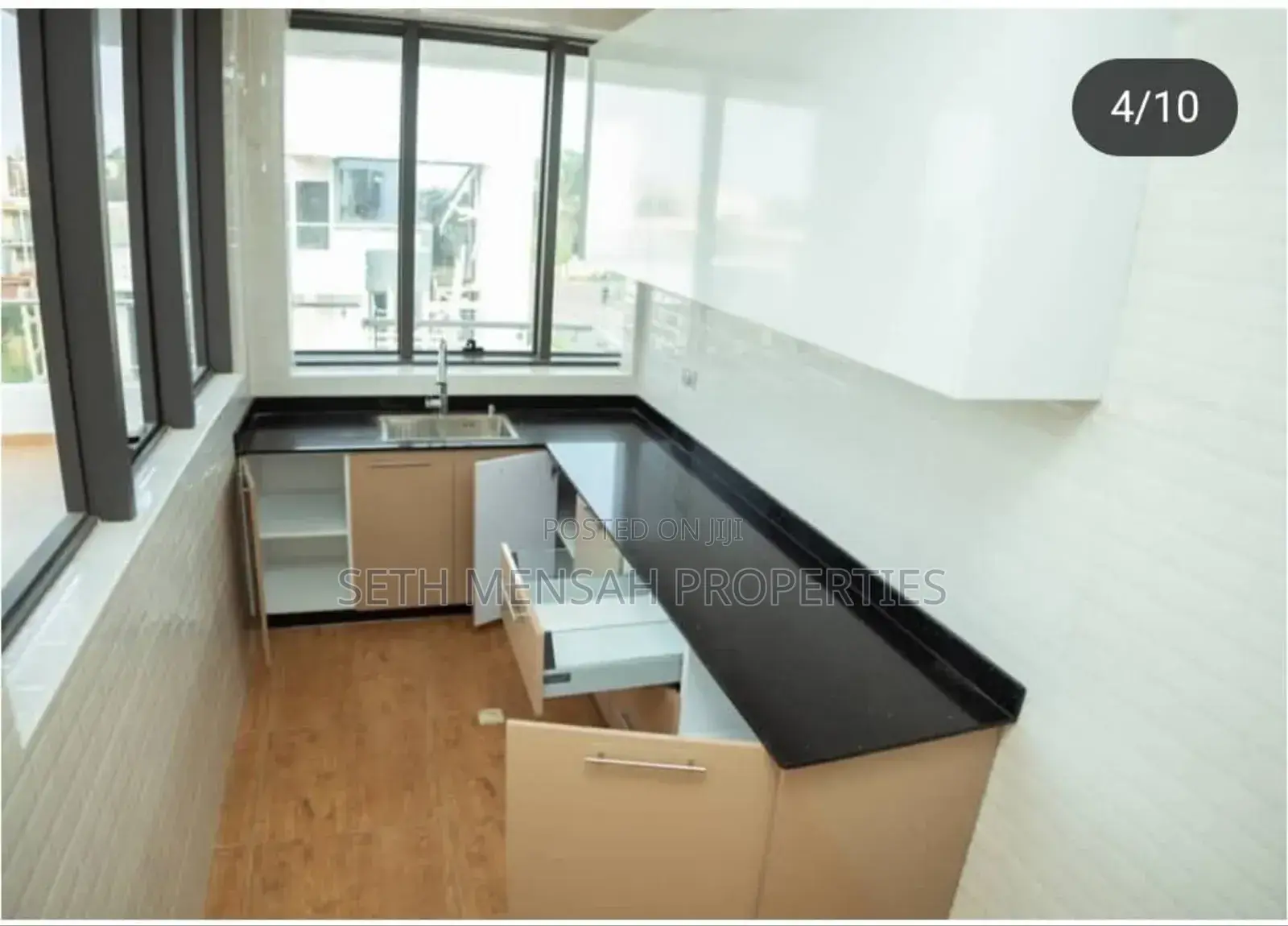 5bdrm House in Airport Residential Area for sale