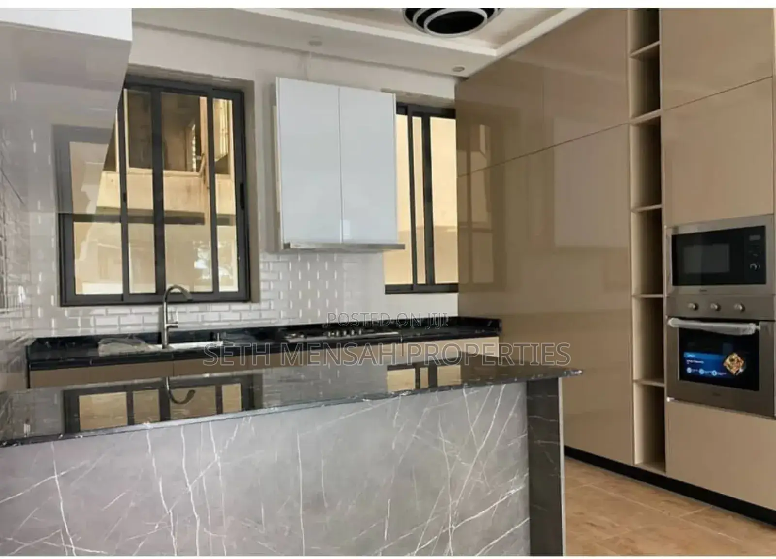 5bdrm House in Airport Residential Area for sale