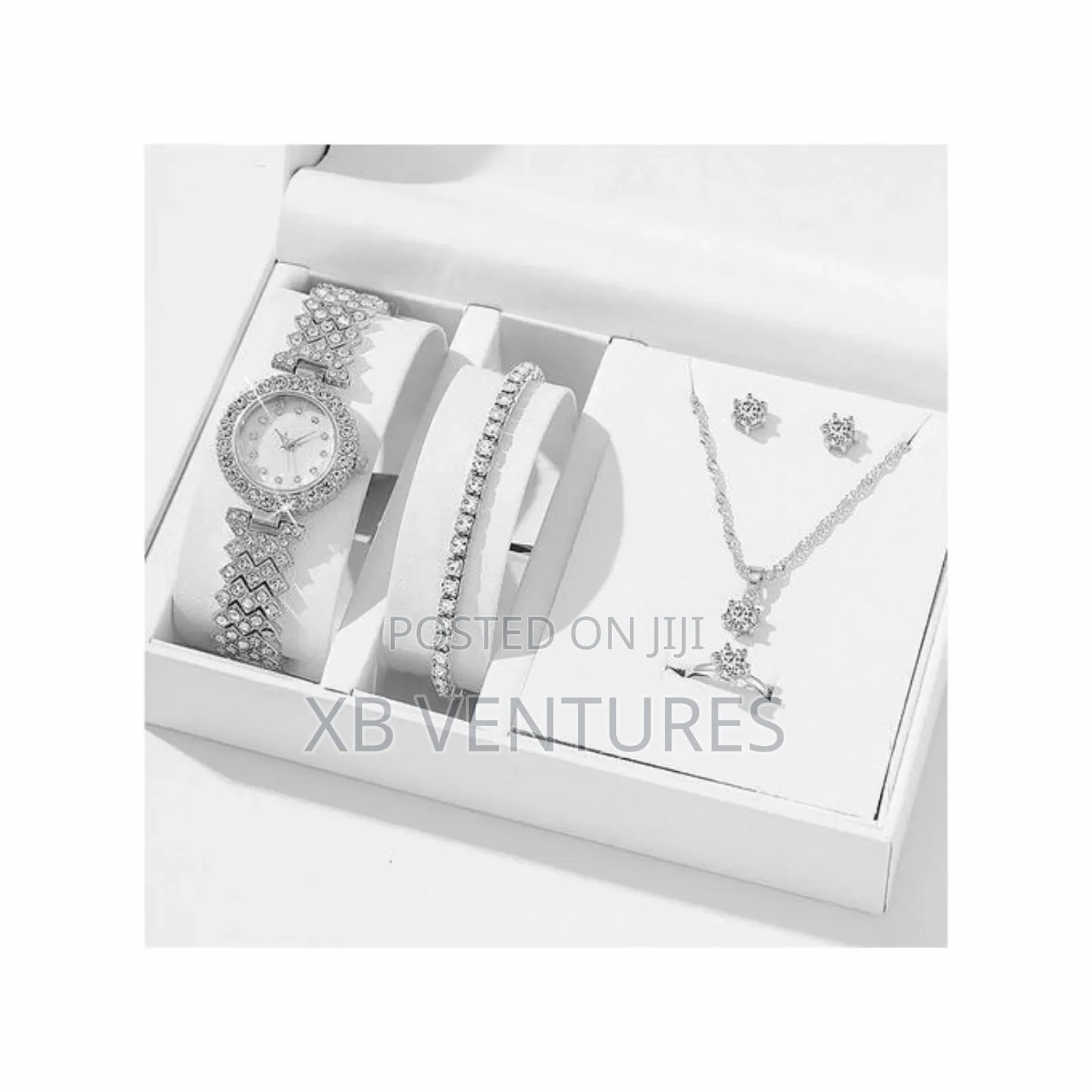 Elegant Silver Jewelry Set for Women