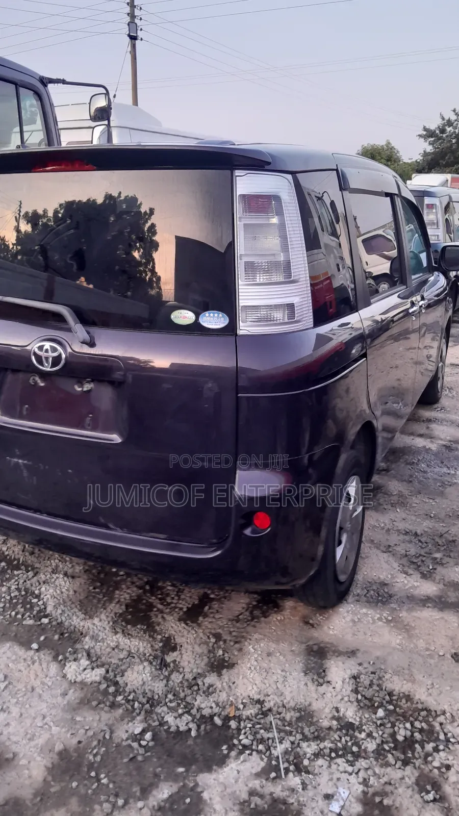 Toyota Sienta 1.5 FWD 2014 Purple