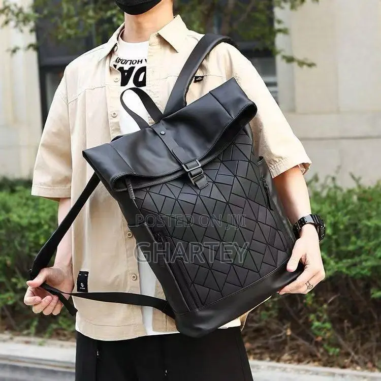 Multiple Pockets Large Leather Adjustable Strap Bagpack
