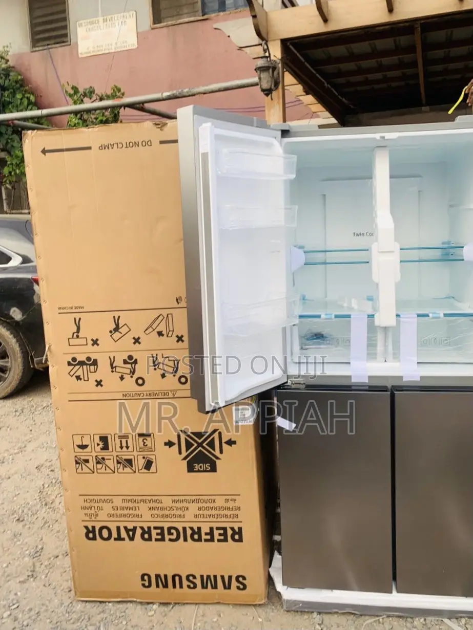 Super Chilling Samsung Side by Side Electric Refrigerator.