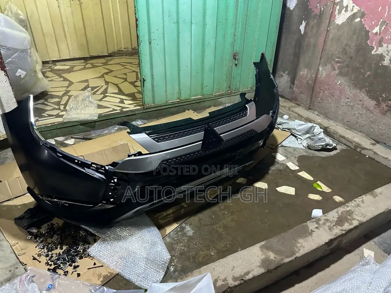 Complete Bumper for Mitsubishi Outlander 2016 to 2021