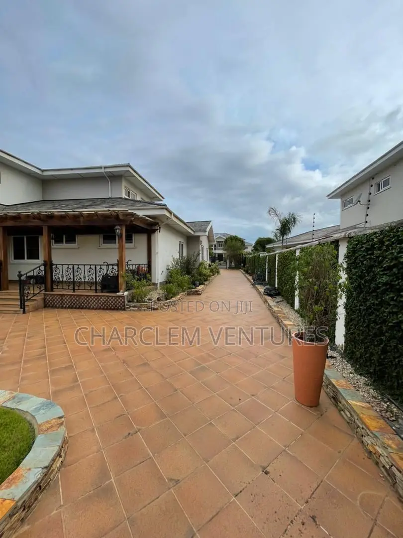 4bdrm House in Charclem Ventures, Accra Metropolitan for rent