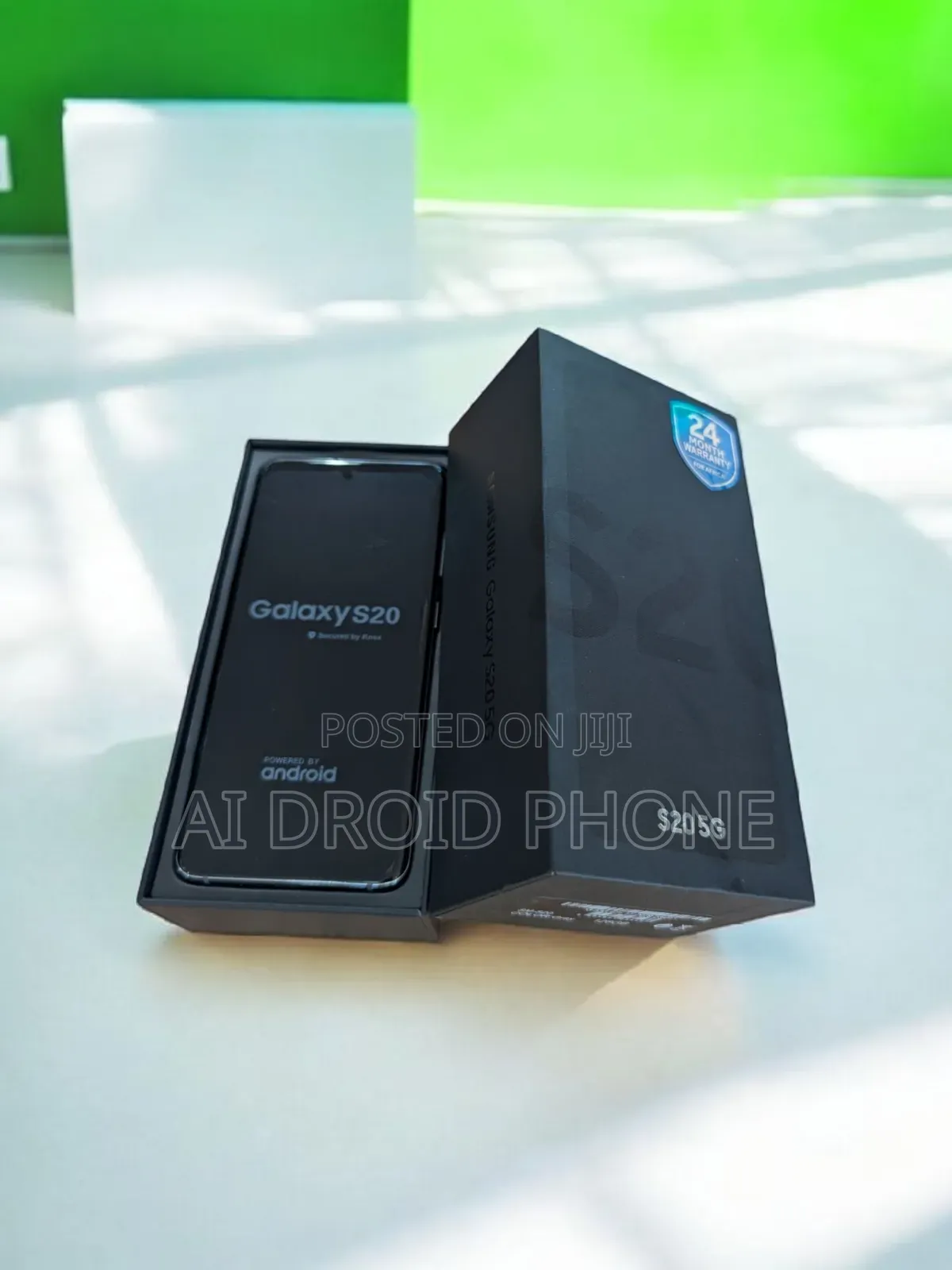 New Samsung Galaxy S20 128 GB Gold
