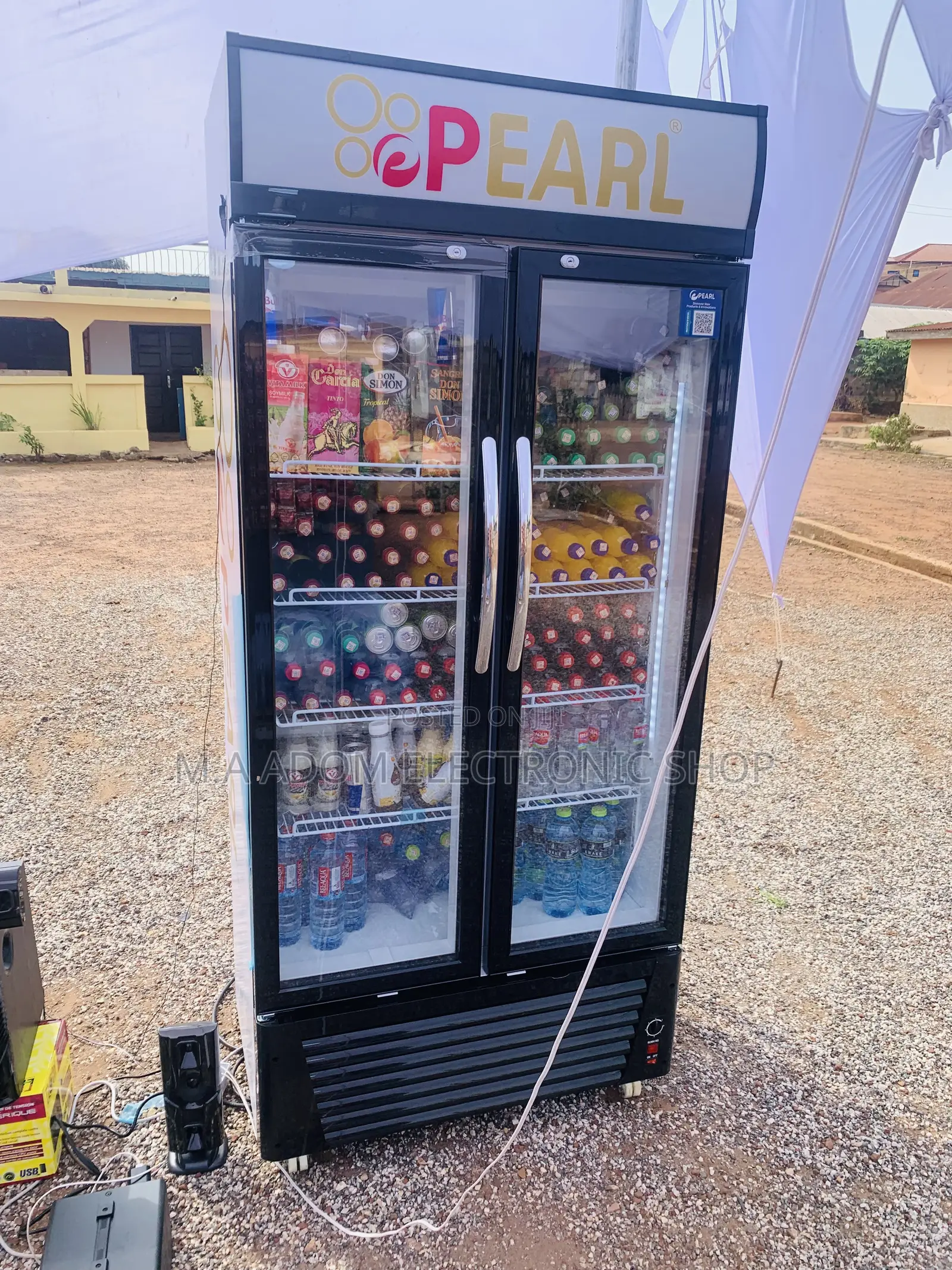Pearl Beverage 568 Litres Fridge