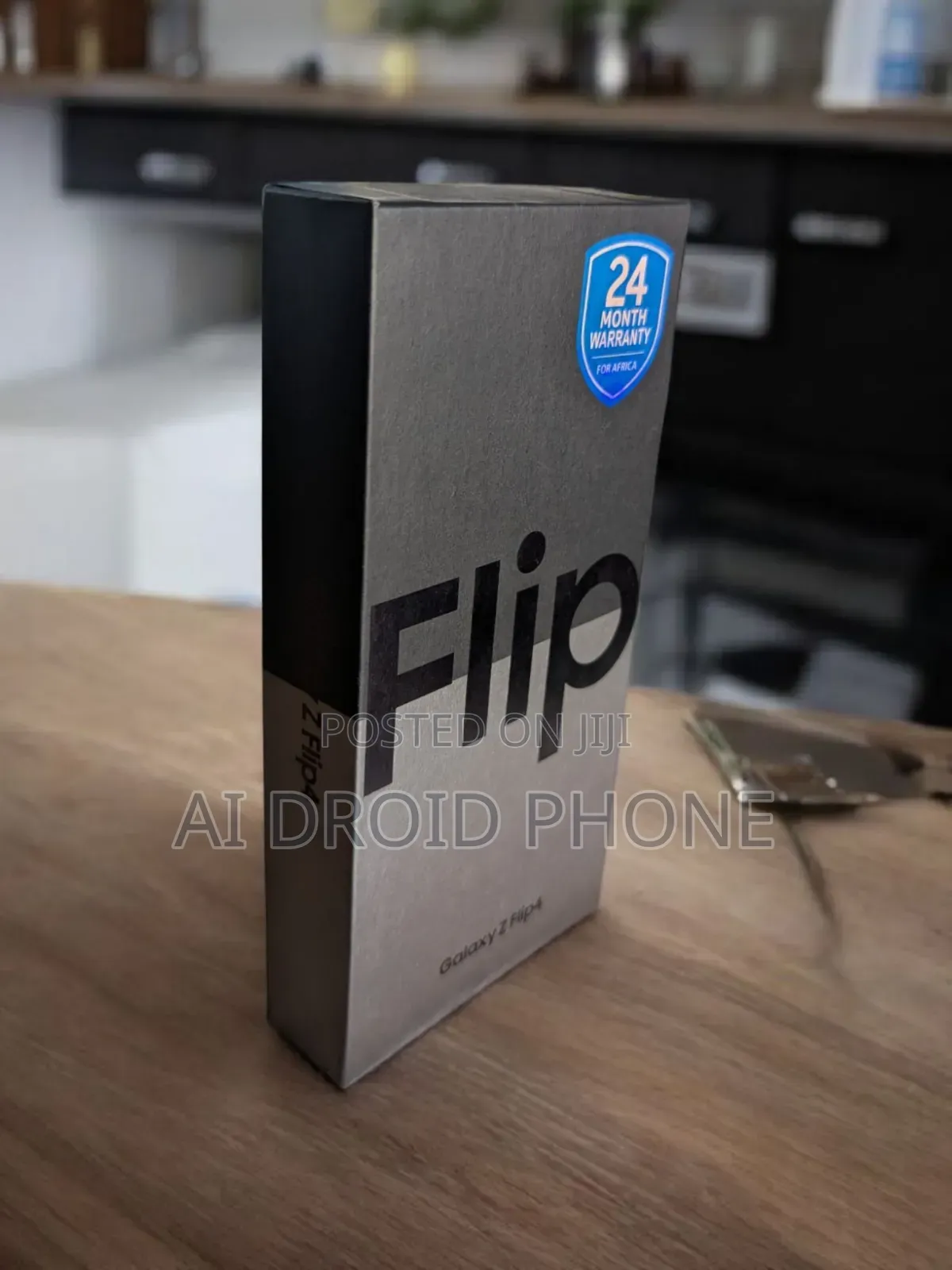 New Samsung Galaxy Z Flip4 256 GB Gray