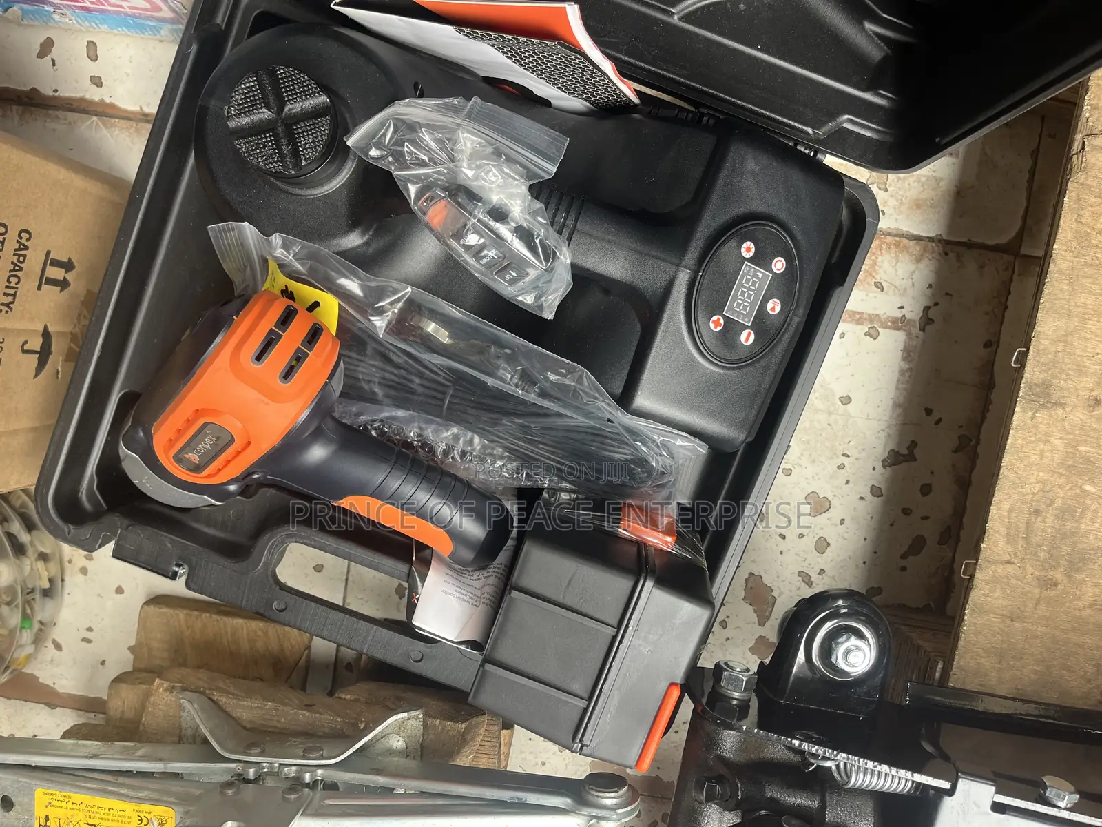 Electric Jack ( Remote Control, Tire Pump, Nut Removal Tools