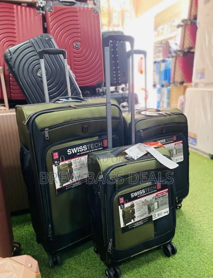 Swiss Tech 3set Traveling Bag With Usb Port And Shoe Bag