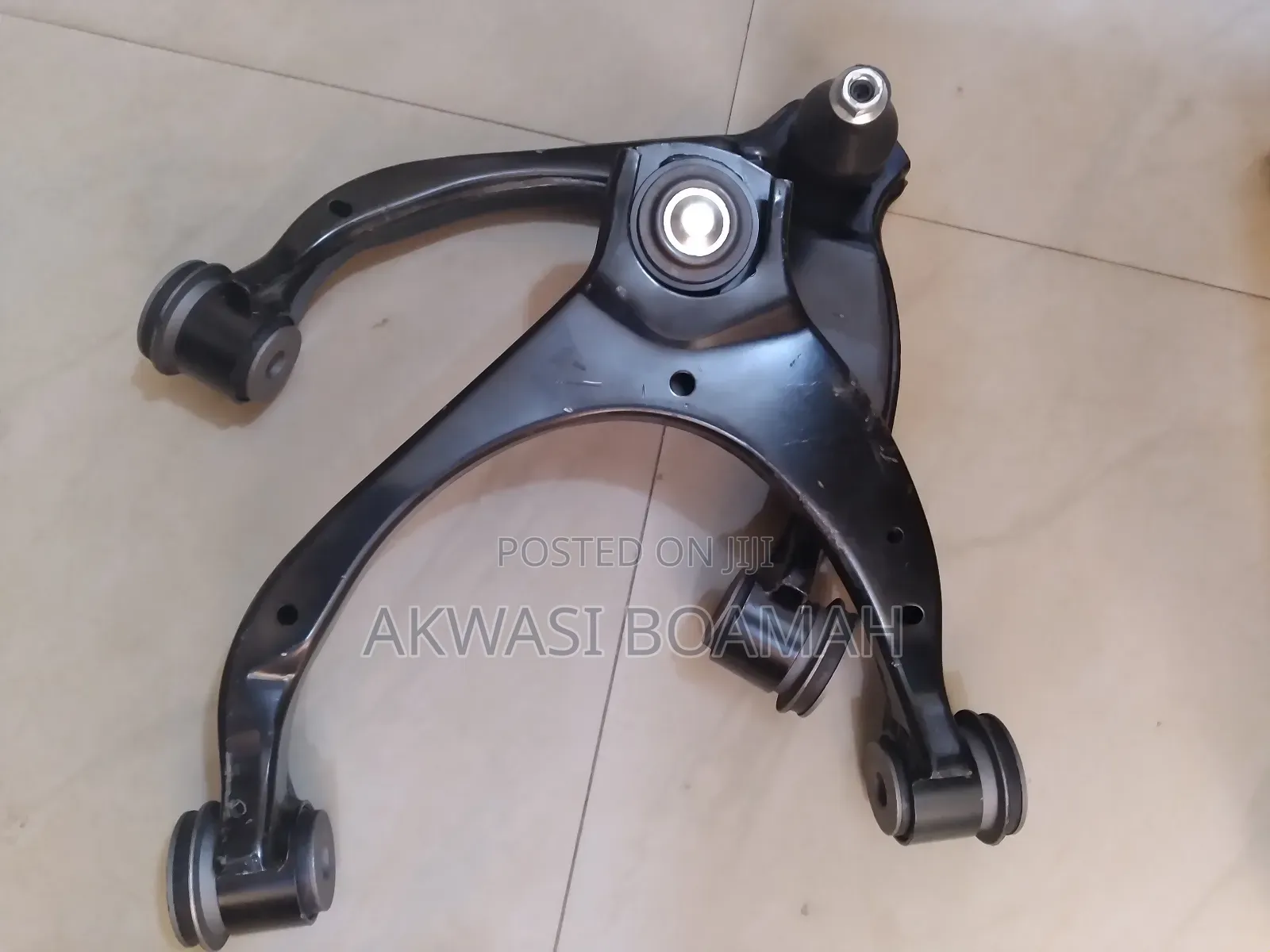 Escalade 2018 Upper Arm Control 1 Pair