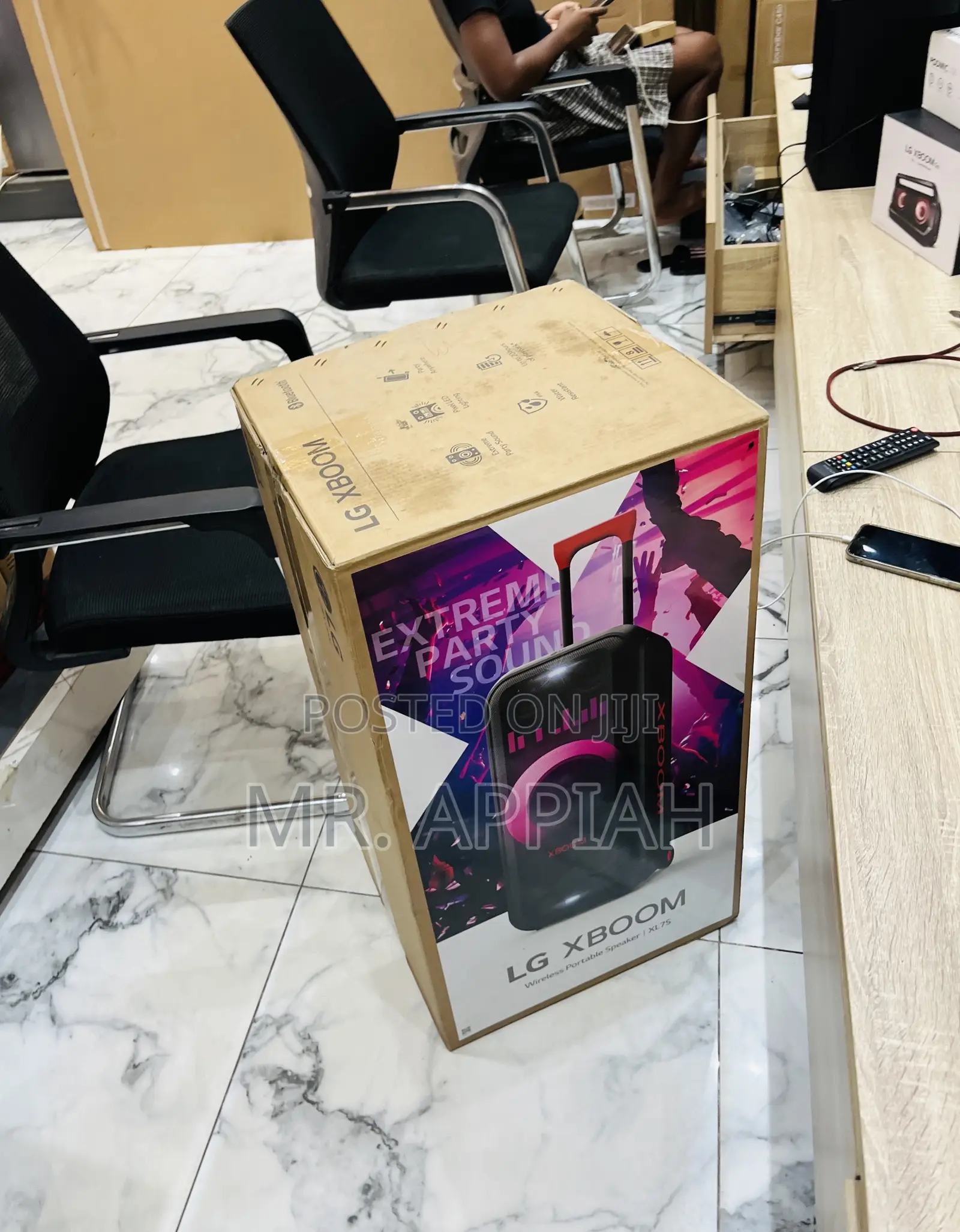 Powerful and Durable Lg Xl7s Portable Bluetooth Speaker