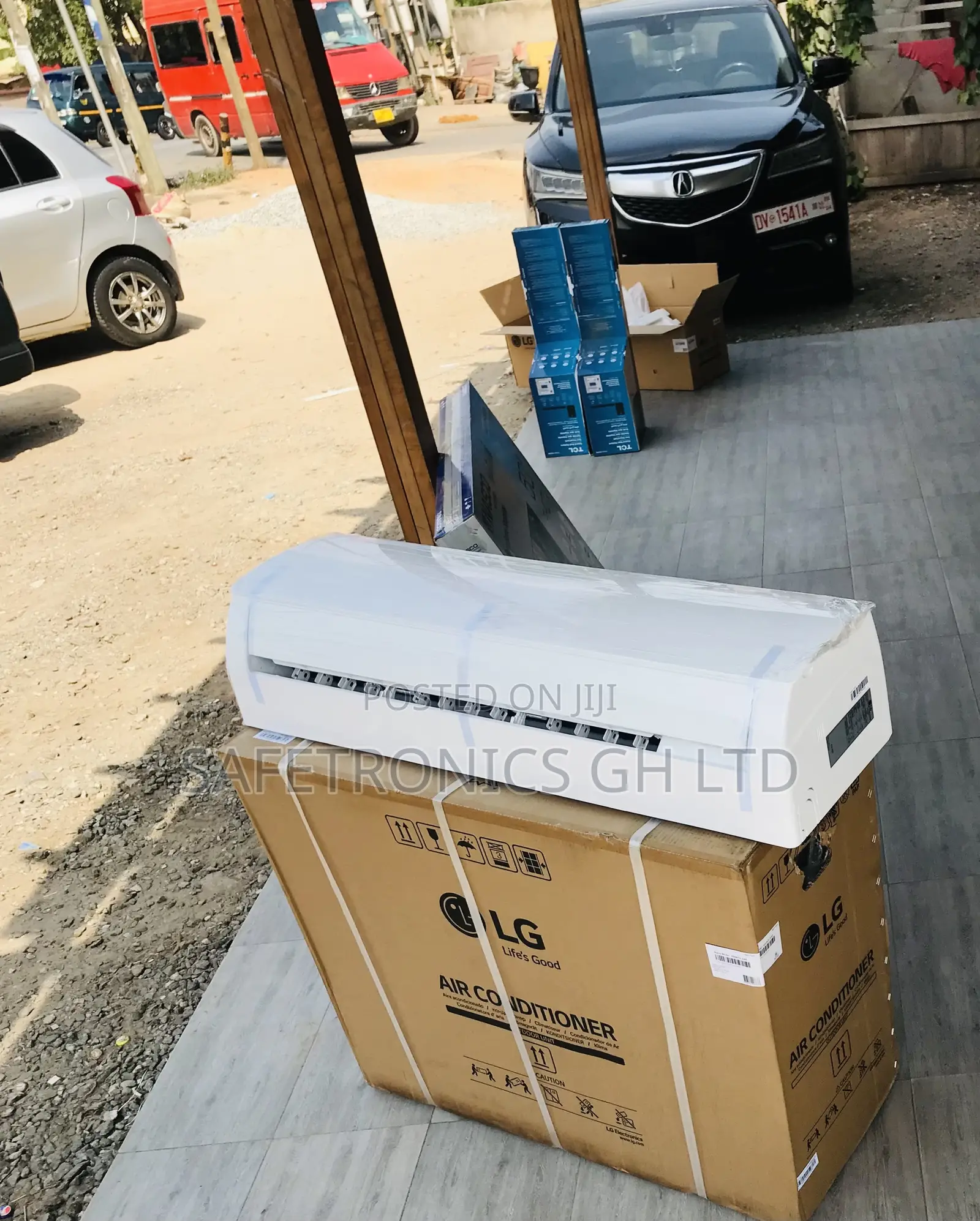 Lg Smart Auto Defrost Split R410a 1.5 Horsepower Ac