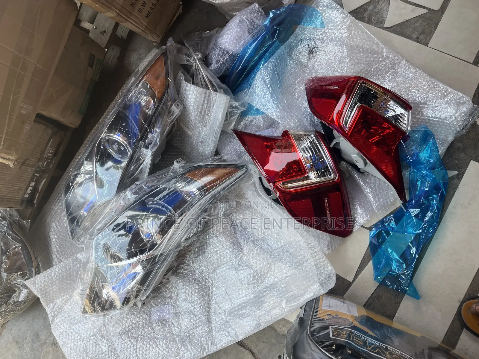Toyota Camry 2012 2013 2014 Headlight Black and Taillight