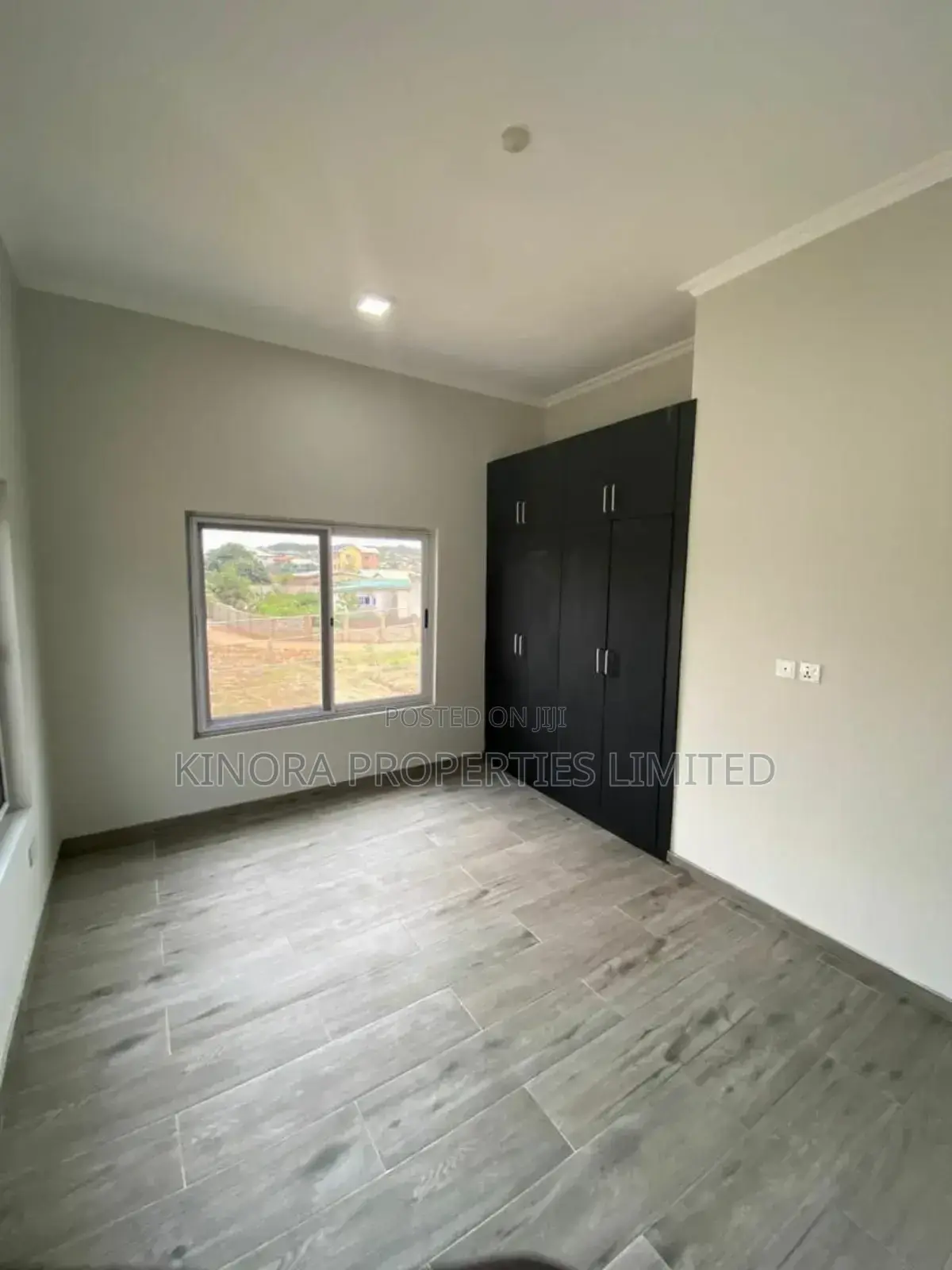 3bdrm Townhouse / Terrace in Frafraha for rent
