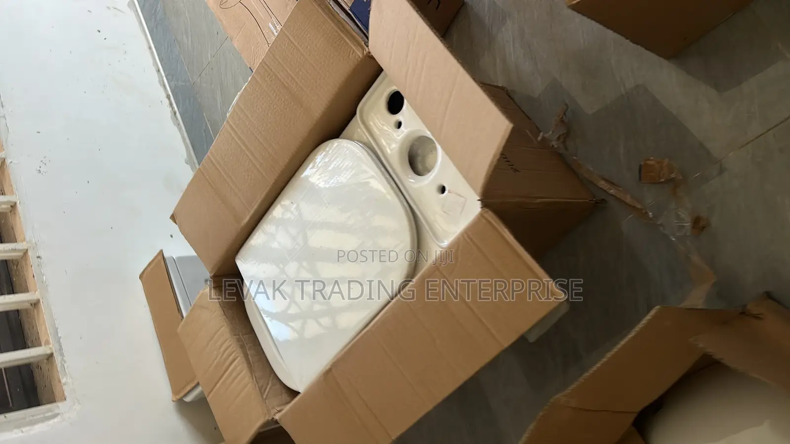 Twyford Watercloset Seat, Less Water Consumption Wc