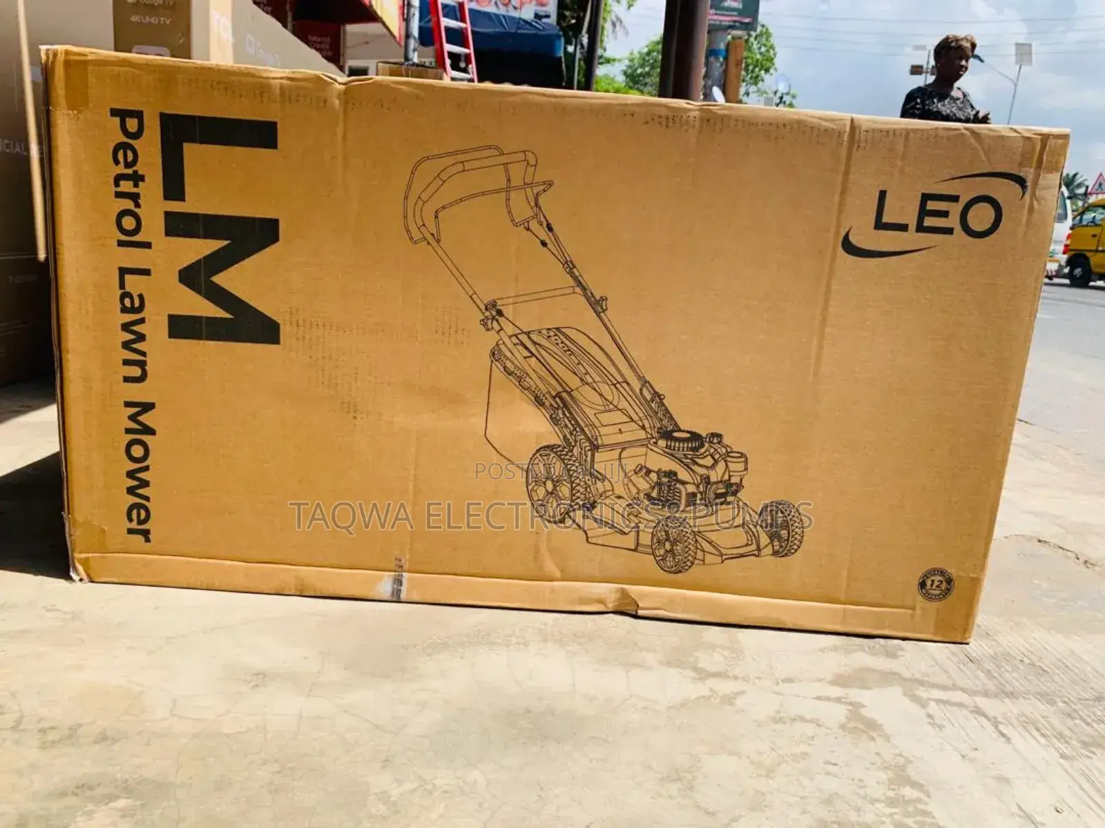 Stress - Free Mowing!! Leo 5.5hp Lawn Mower