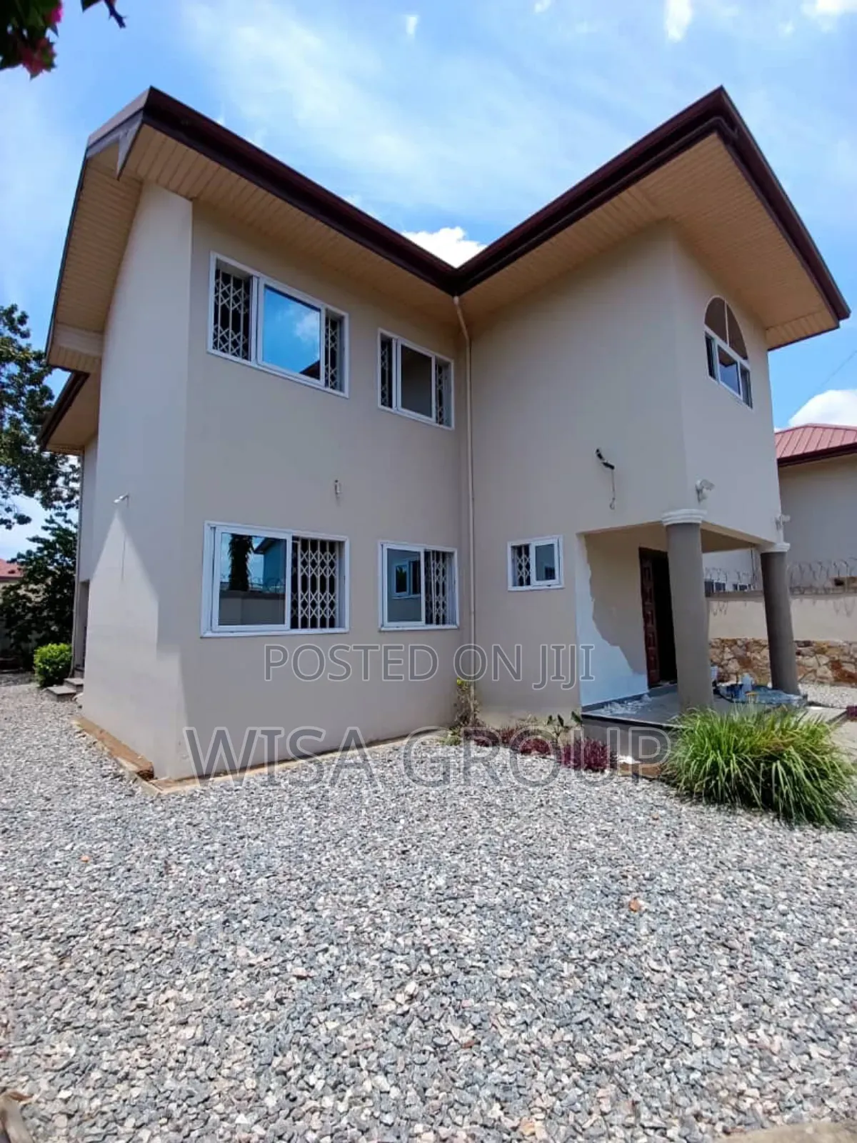 4bdrm Duplex in Wisa Group, Accra Metropolitan for rent