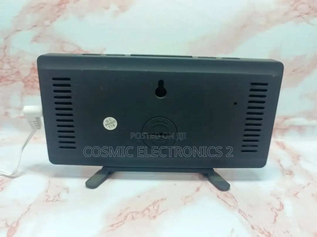 Led Digital Alarm Clock With Dual Usb Slot