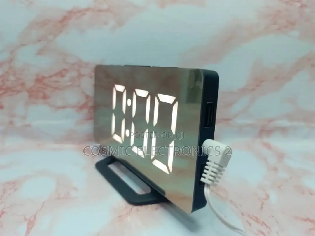 Led Digital Alarm Clock With Dual Usb Slot