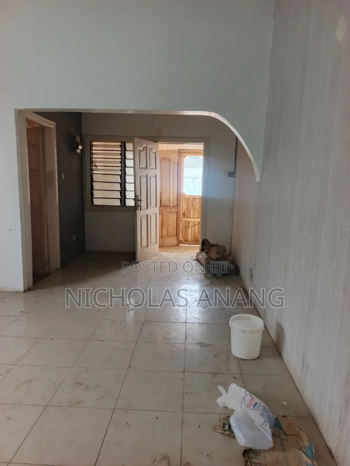 1bdrm Apartment in Dorns Properties, New Town for rent
