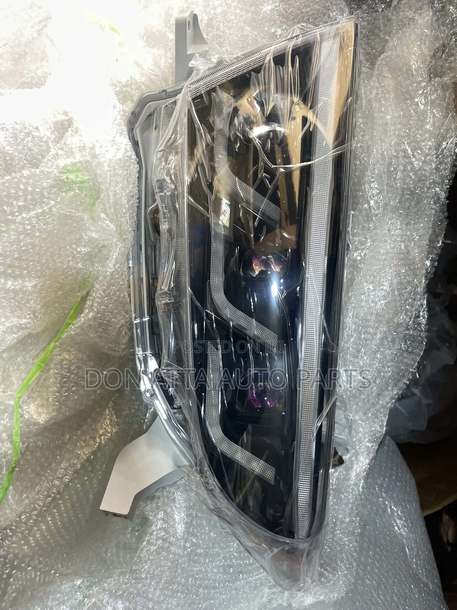  Toyota Highlander 2011–2013 Spec Headlights Available! M L Autoparts
