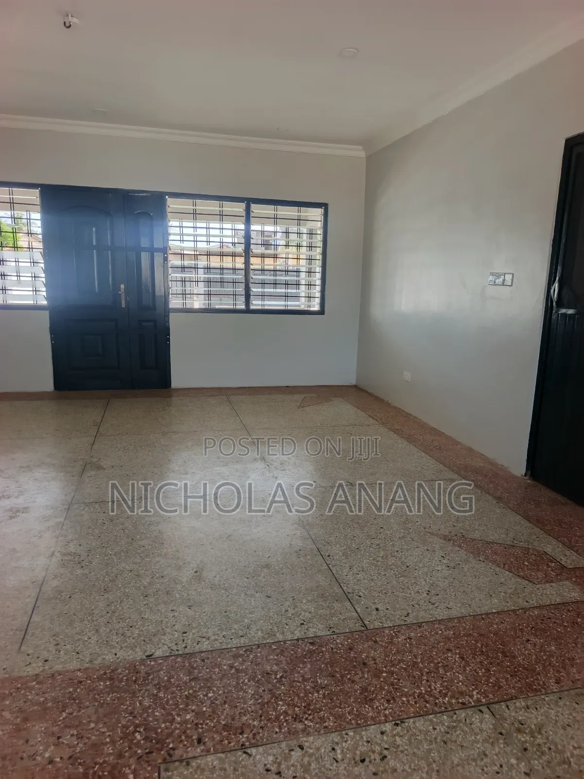 3bdrm House in The Dorns Properties, New Town for rent