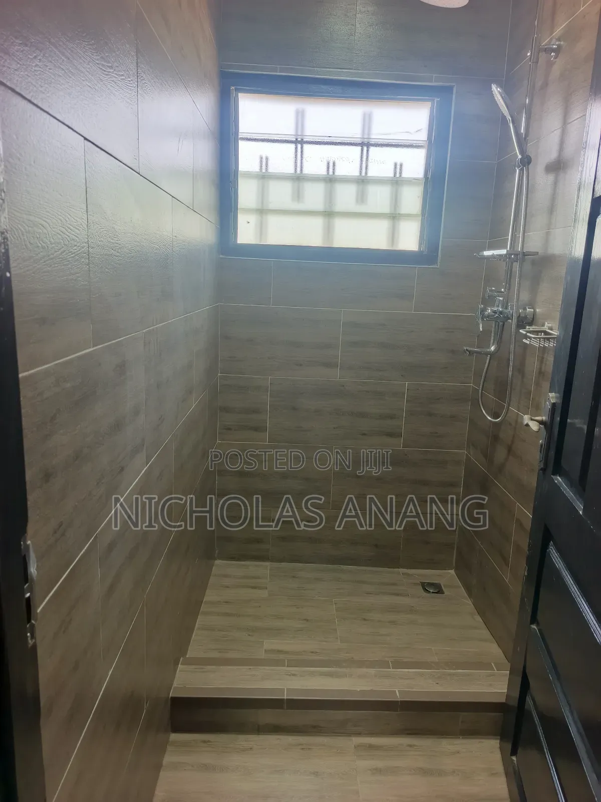 3bdrm House in The Dorns Properties, New Town for rent